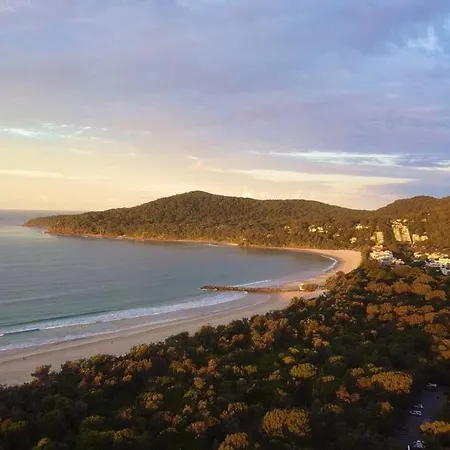 18Ob Absolute Beachfront - Noosa Main Beach Exterior photo